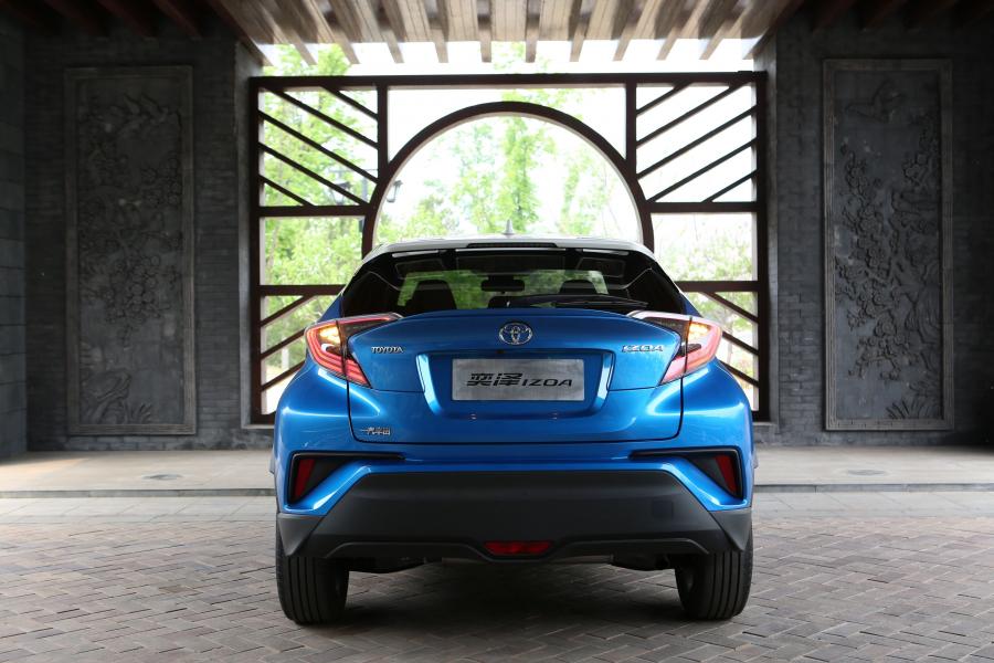  Toyota Izoa 2018 года  (фото 5 из 24)
